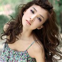 鼻子起节的女明星(娱乐圈有哪些整容的明星)